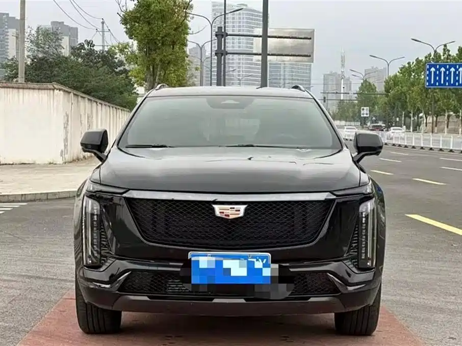 Cadillac XT5 2024 — фото 1
