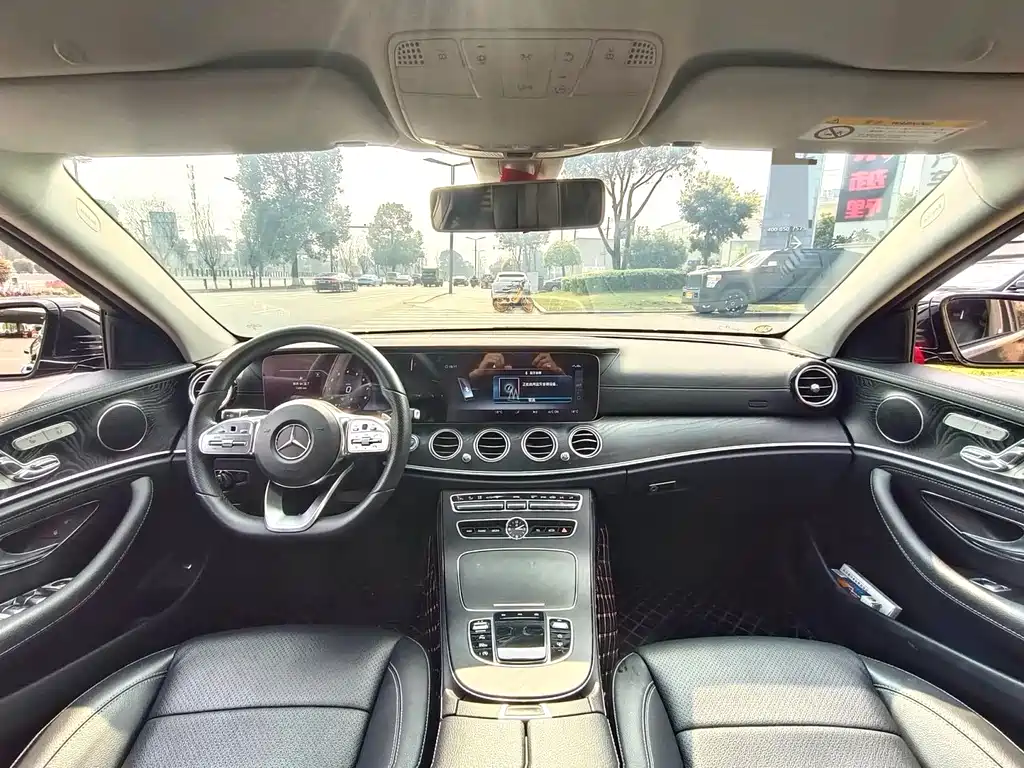 Mercedes-Benz E-Class 2019 — фото 5
