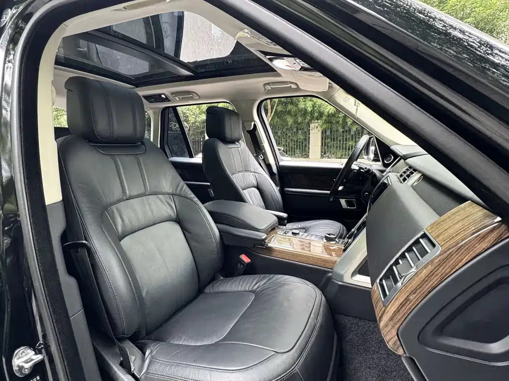 Land Rover Range Rover 2018 — фото 8