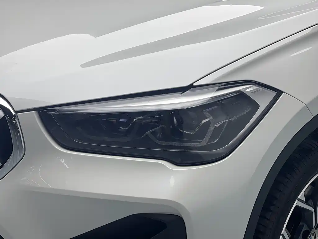 BMW X1 2021 — фото 5