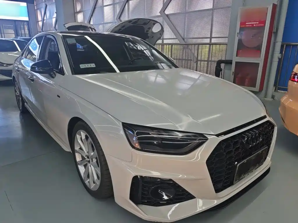 Audi A4L 2020 — фото 4