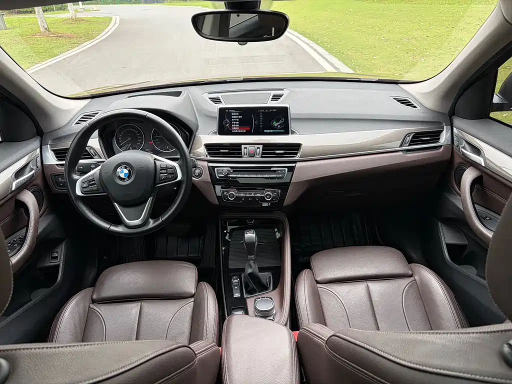 BMW X1 2017 — фото 9