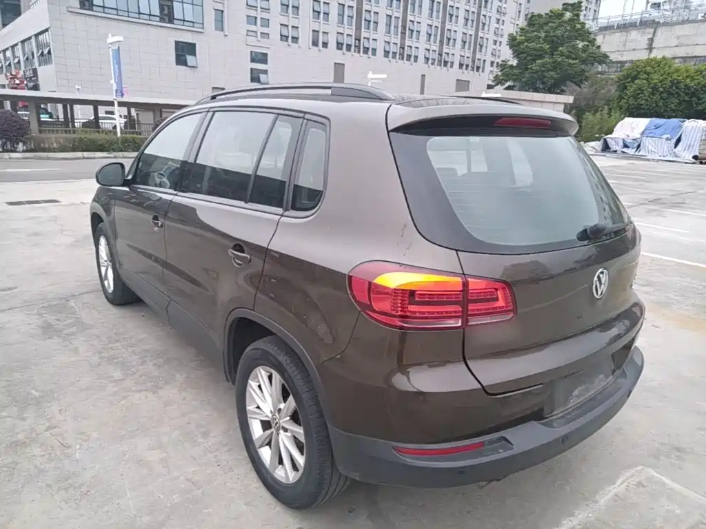 Volkswagen Tiguan 2017 — фото 23