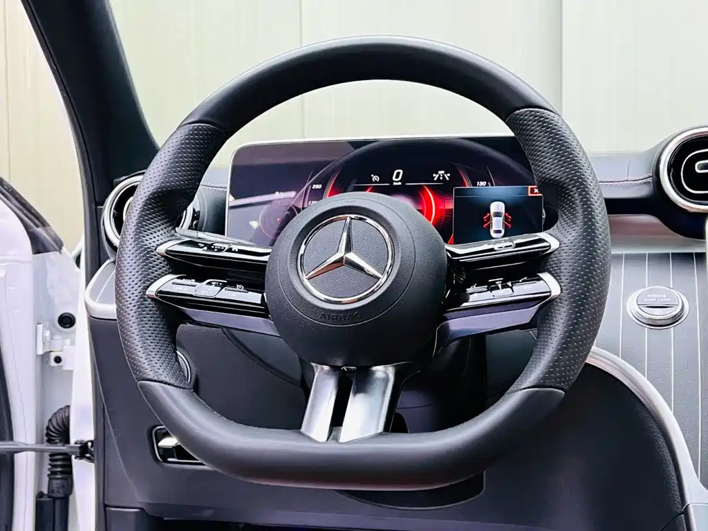 Mercedes-Benz C-Class 2022 — фото 10
