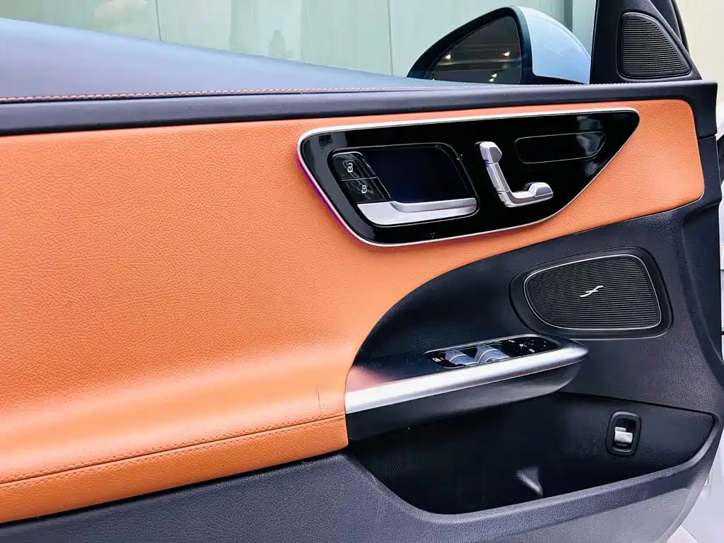 Mercedes-Benz C-Class 2022 — фото 11
