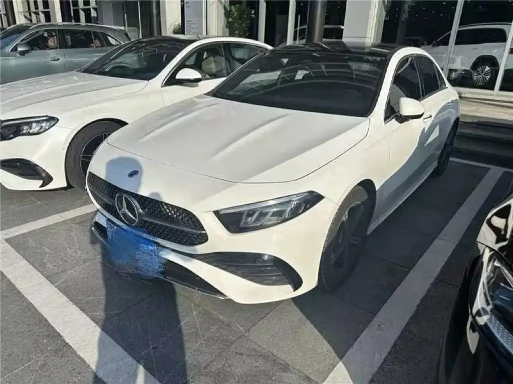 Mercedes-Benz A-Class 2023