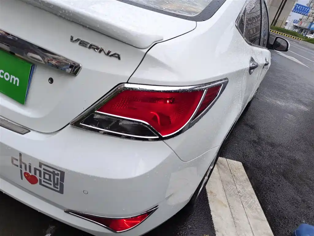 Hyundai Verna 2016 — фото 8