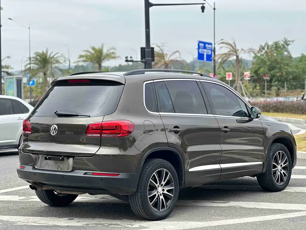 Volkswagen Tiguan 2016 — фото 16