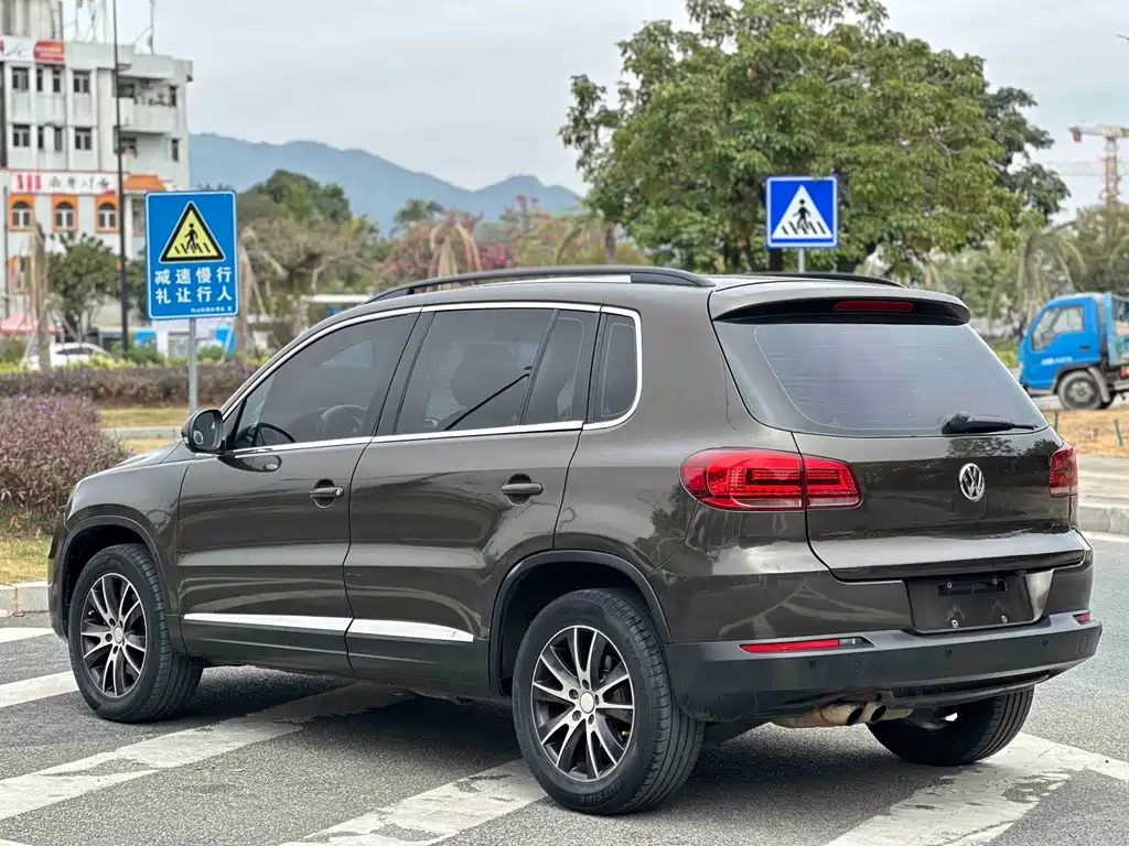 Volkswagen Tiguan 2016 — фото 14