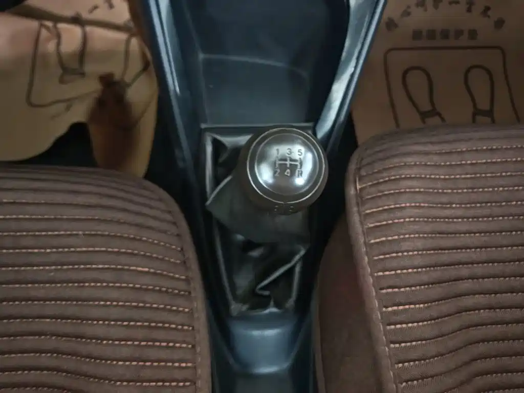 Toyota Vios 2015 — фото 14