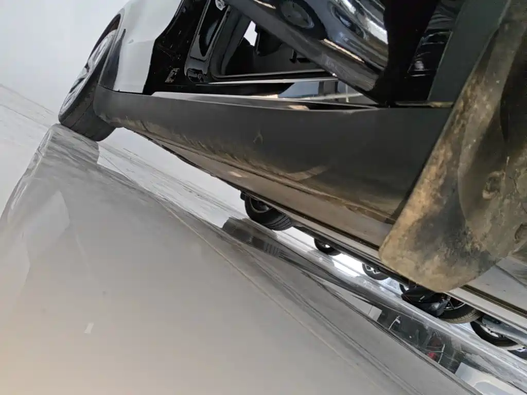 Tesla Model Y 2023 — фото 21