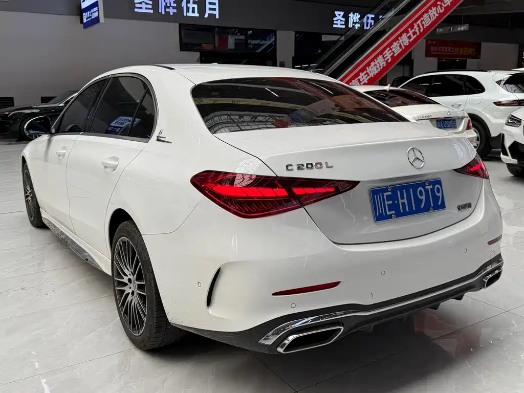 Mercedes-Benz C-Class 2025 — фото 10