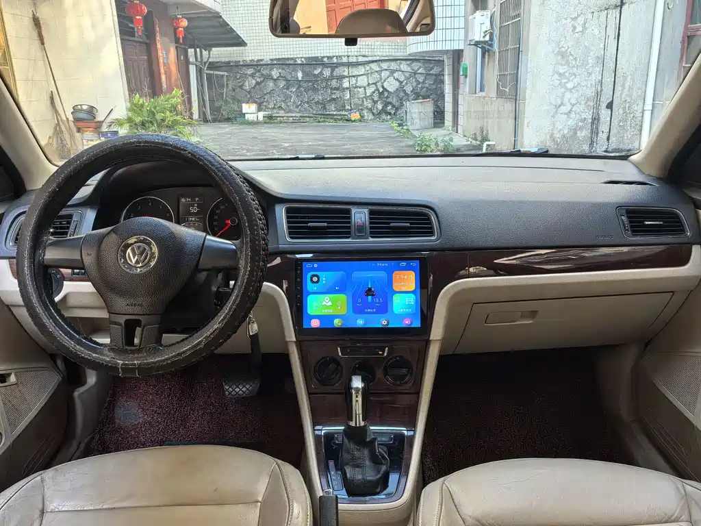 Volkswagen Lavida 2014