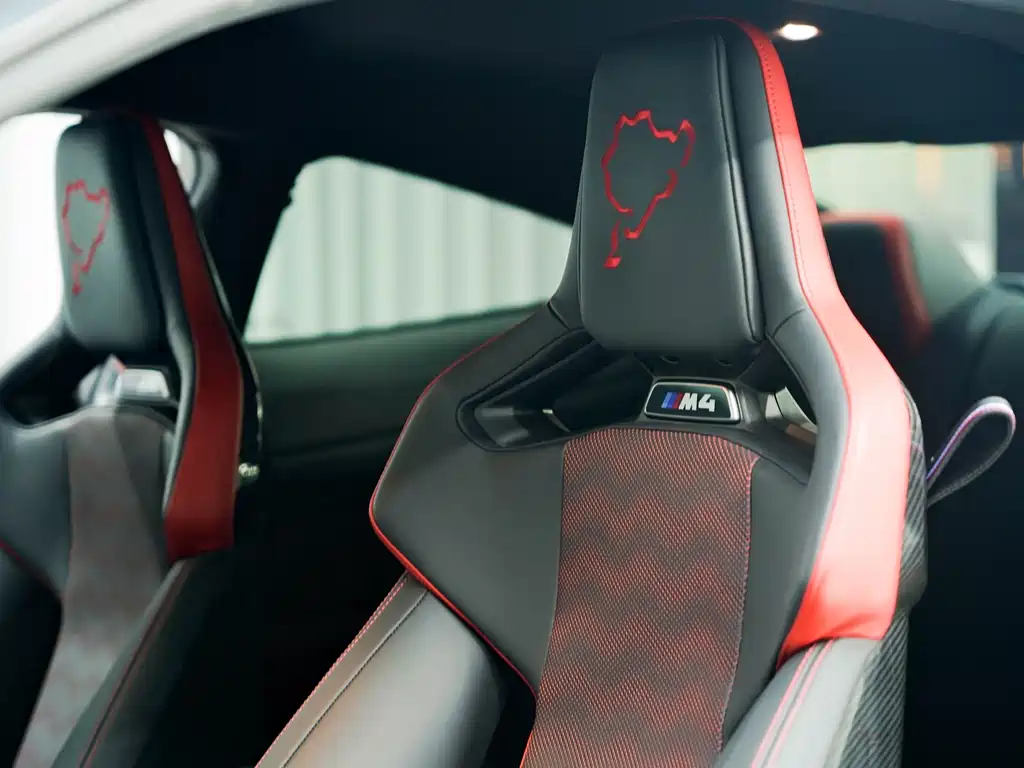 BMW M4 2025 — фото 11