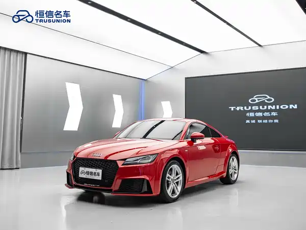 Audi TT 2015