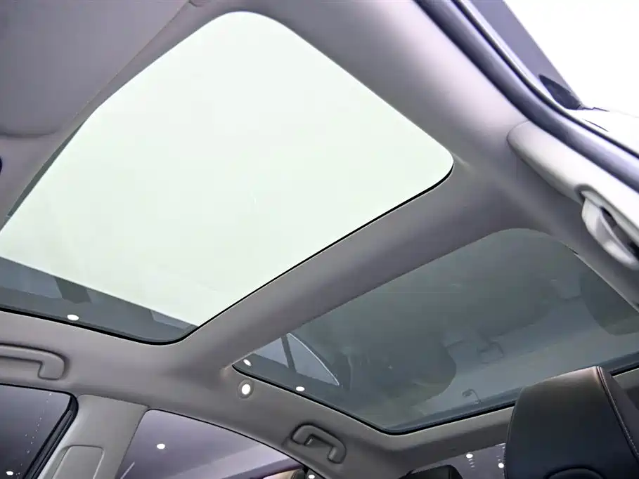 Toyota Camry 2024 — фото 28