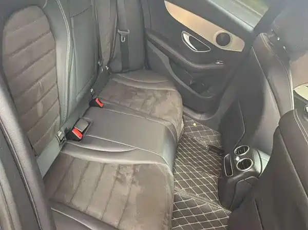 Mercedes-Benz C-Class 2020