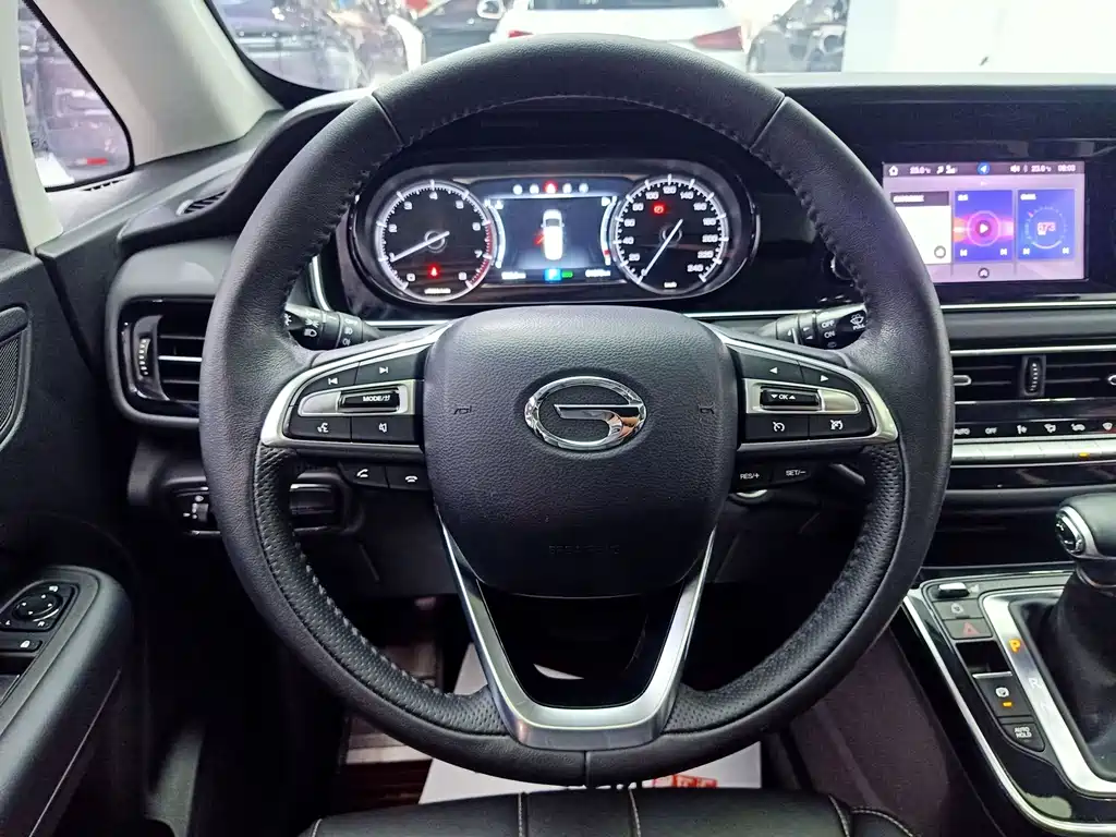 GAC Trumpchi M6 2021 — фото 18