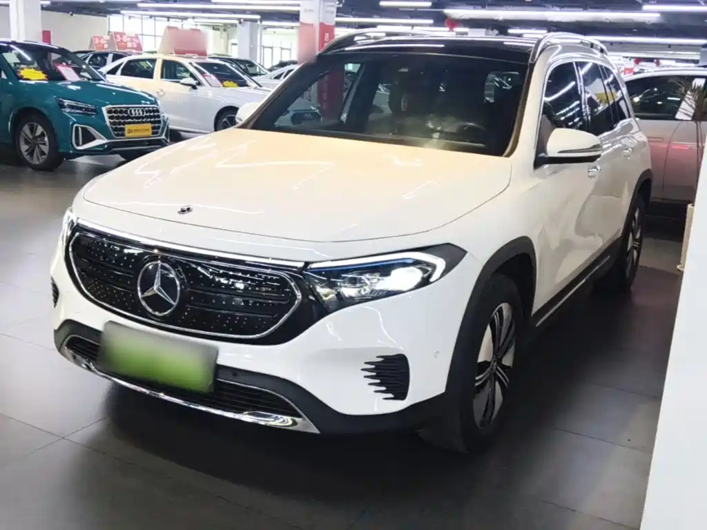 Mercedes-Benz EQB 2023