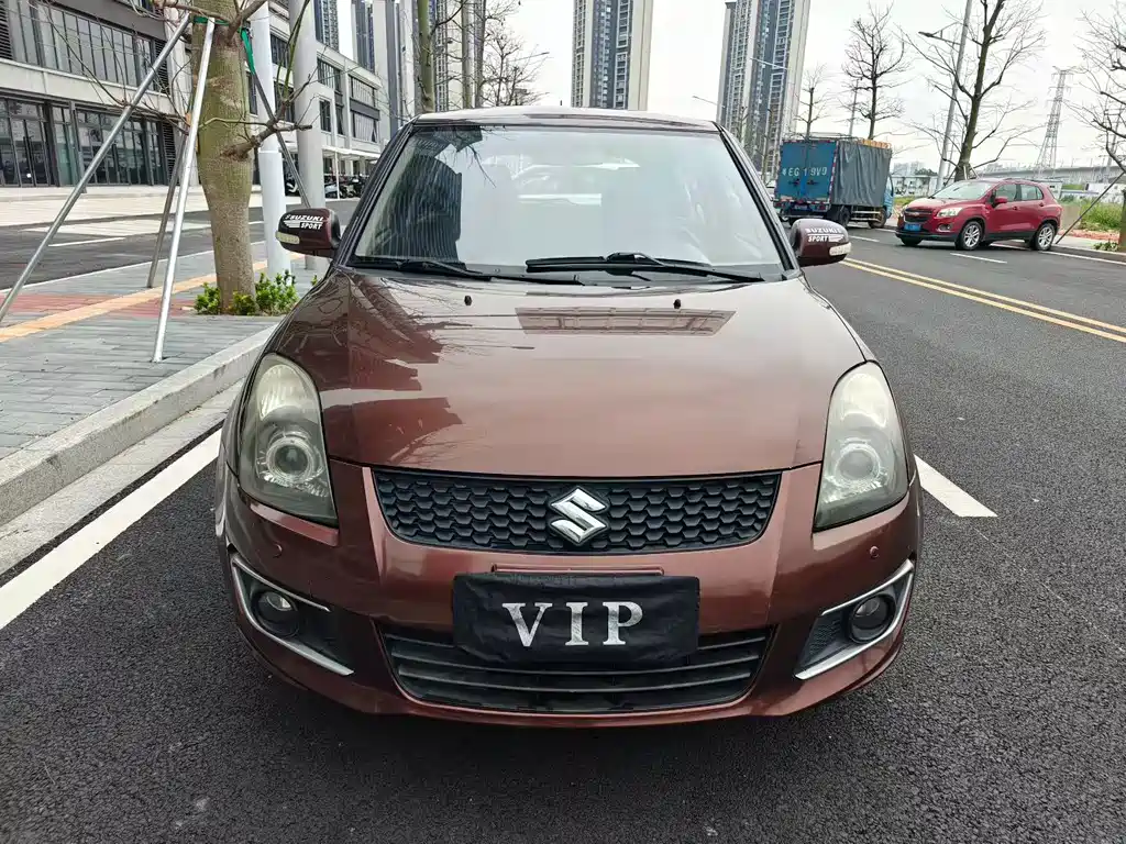 Suzuki Swift 2015 — фото 2