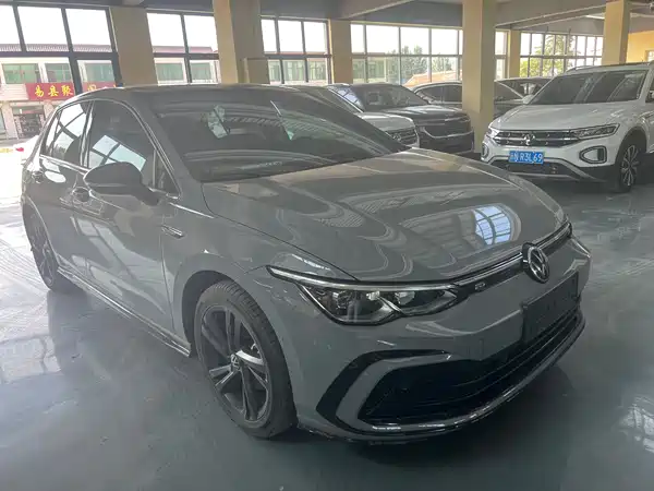 Volkswagen Golf 2023