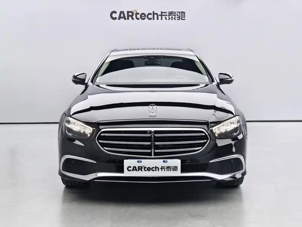 Mercedes-Benz E-Class 2023 — фото 2