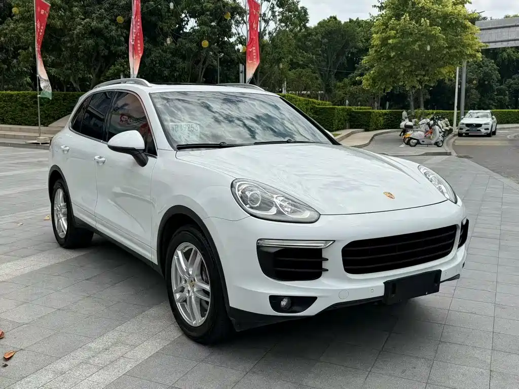 Porsche Cayenne 2017 — фото 3
