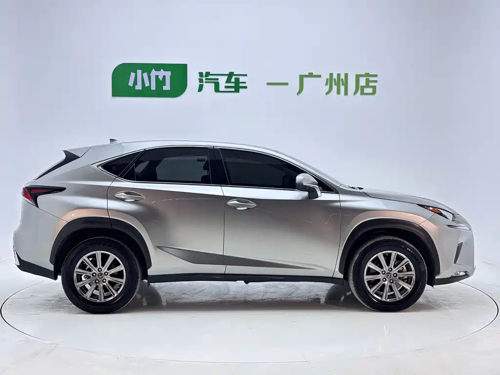 Lexus NX 2021 — фото 8