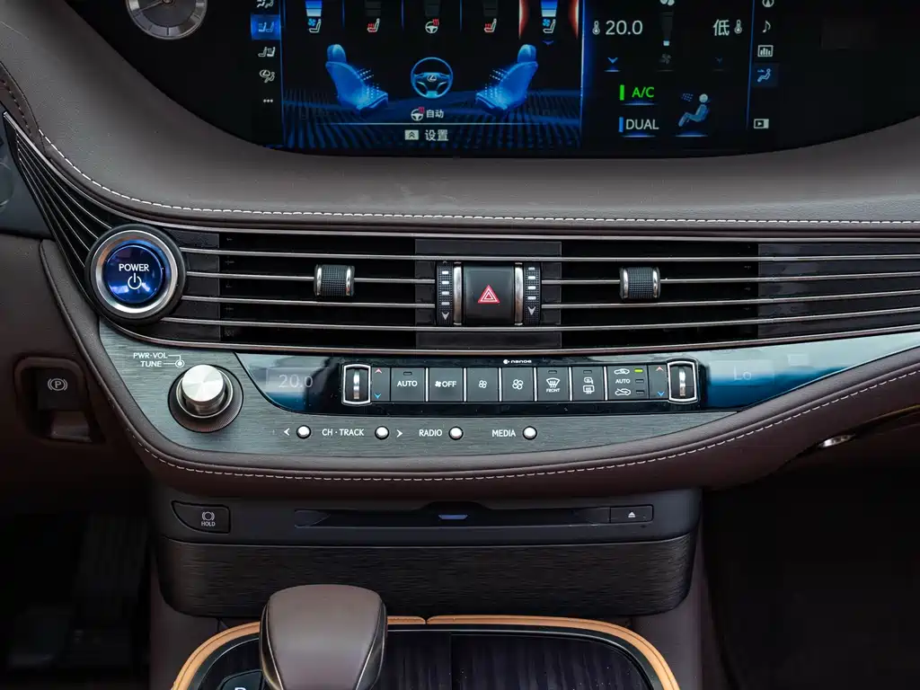 Lexus LS 2020 — фото 16