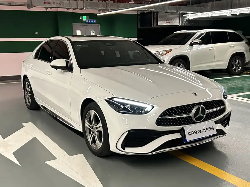 Mercedes-Benz C-Class 2022 — фото 3