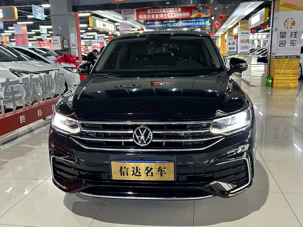 Volkswagen Tiguan L 2024 — фото 2