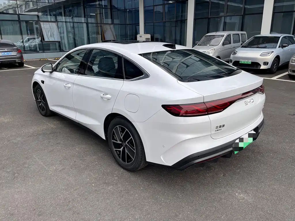BYD Qin L 2025 — фото 14
