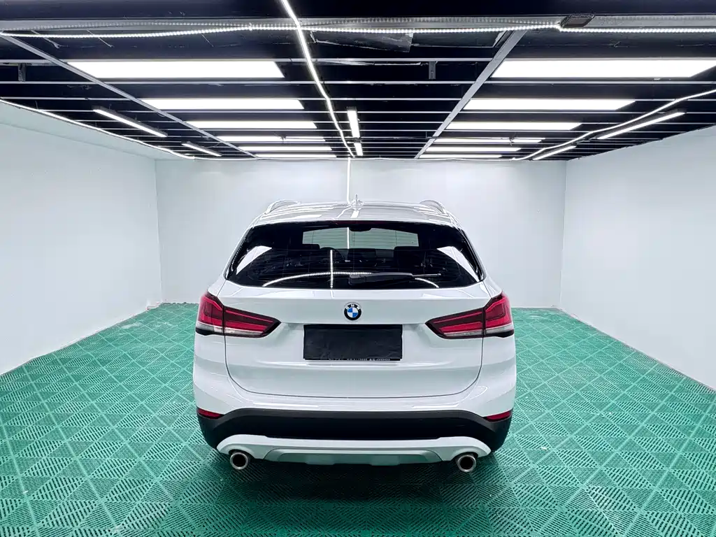 BMW X1 2022 — фото 5