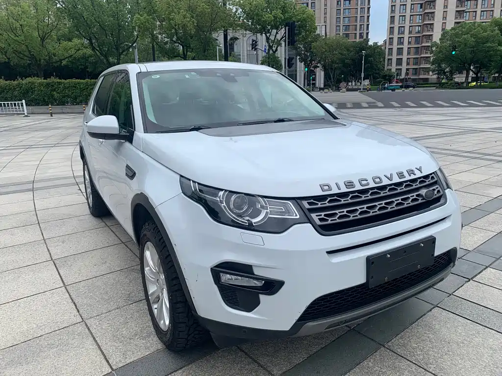 Land Rover Discovery Sport 2017 — фото 3