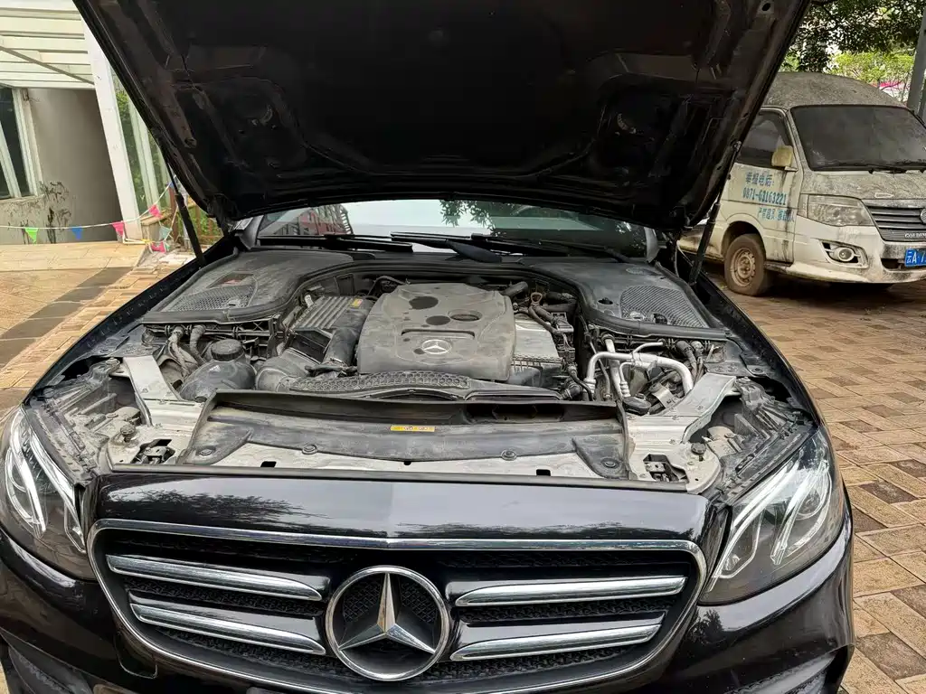 Mercedes-Benz E-Class 2018 — фото 9