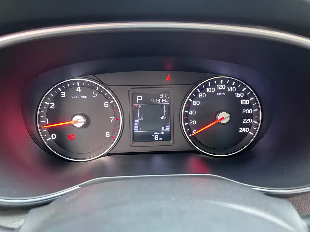 Kia KX3 2015 — фото 15