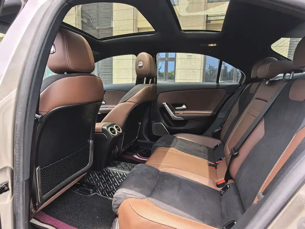 Mercedes-Benz A-Class 2021 — фото 11