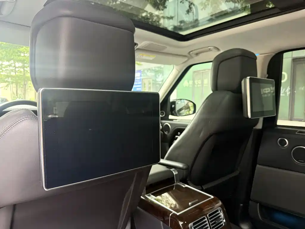 Land Rover Range Rover 2020 — фото 14