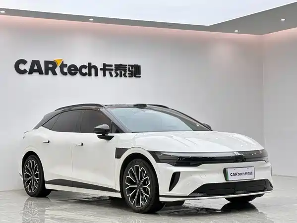 Zeekr 007GT 2025