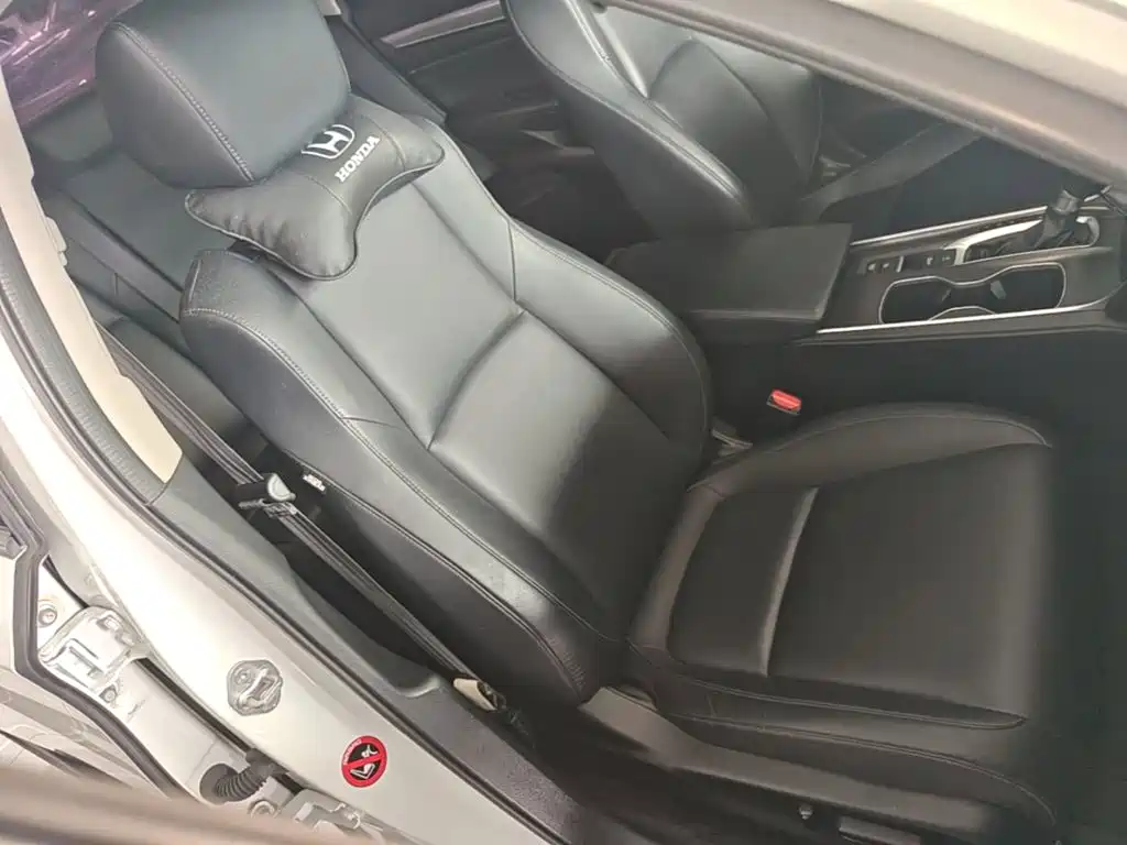 Honda Accord 2019 — фото 25