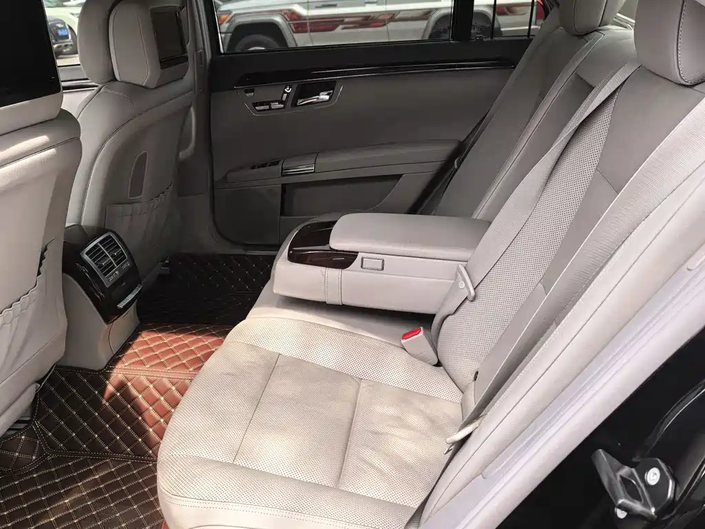 Mercedes-Benz S-Class 2012 — фото 13