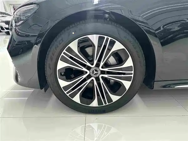Mercedes-Benz E-Class 2026