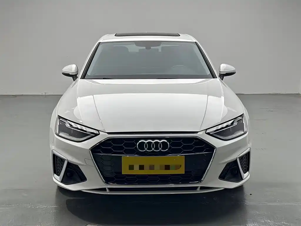 Audi A4L 2021