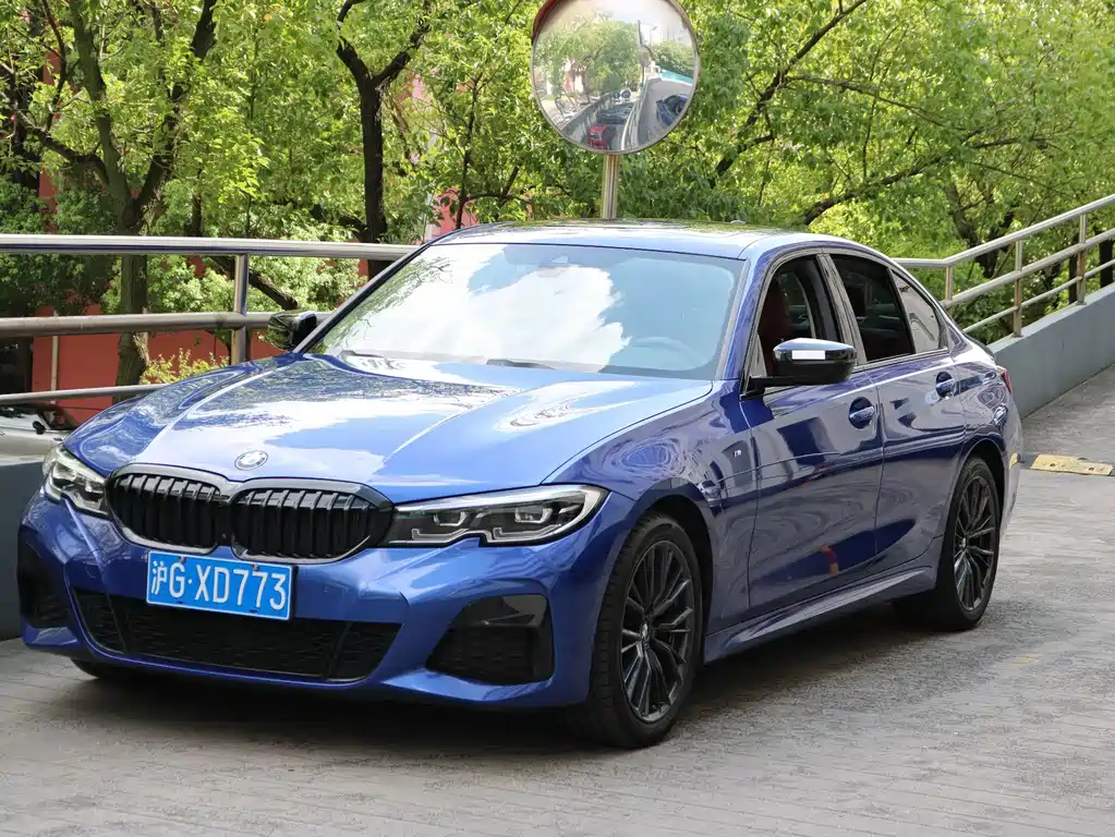 BMW 3 Series 2021