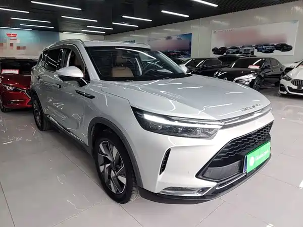 BAIC X7 2021