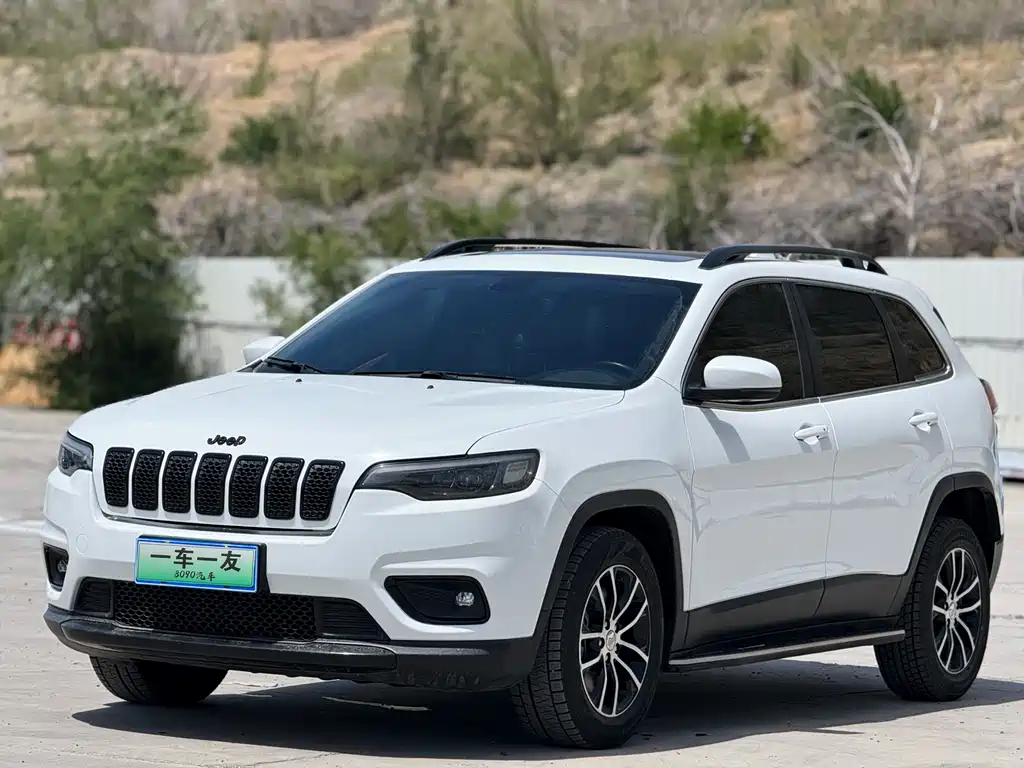 Jeep Cherokee 2019 — фото 1