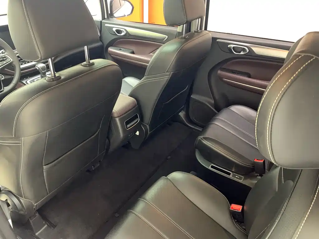 GAC Trumpchi M6 2022 — фото 10
