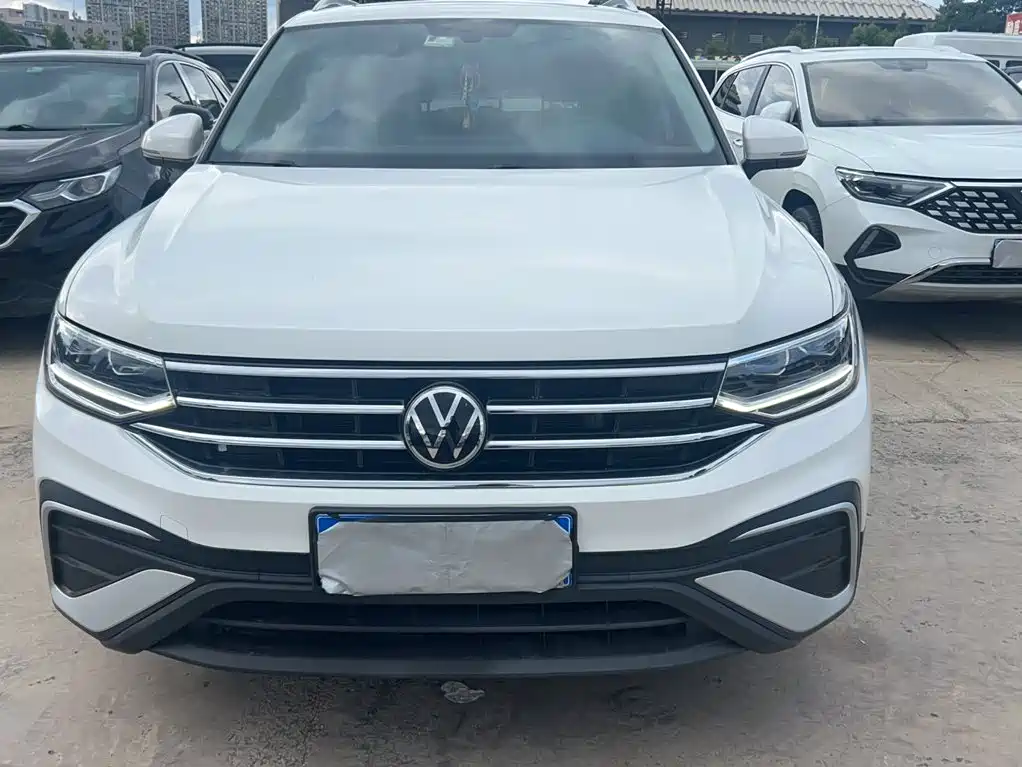 Volkswagen Tiguan L 2022 — фото 6
