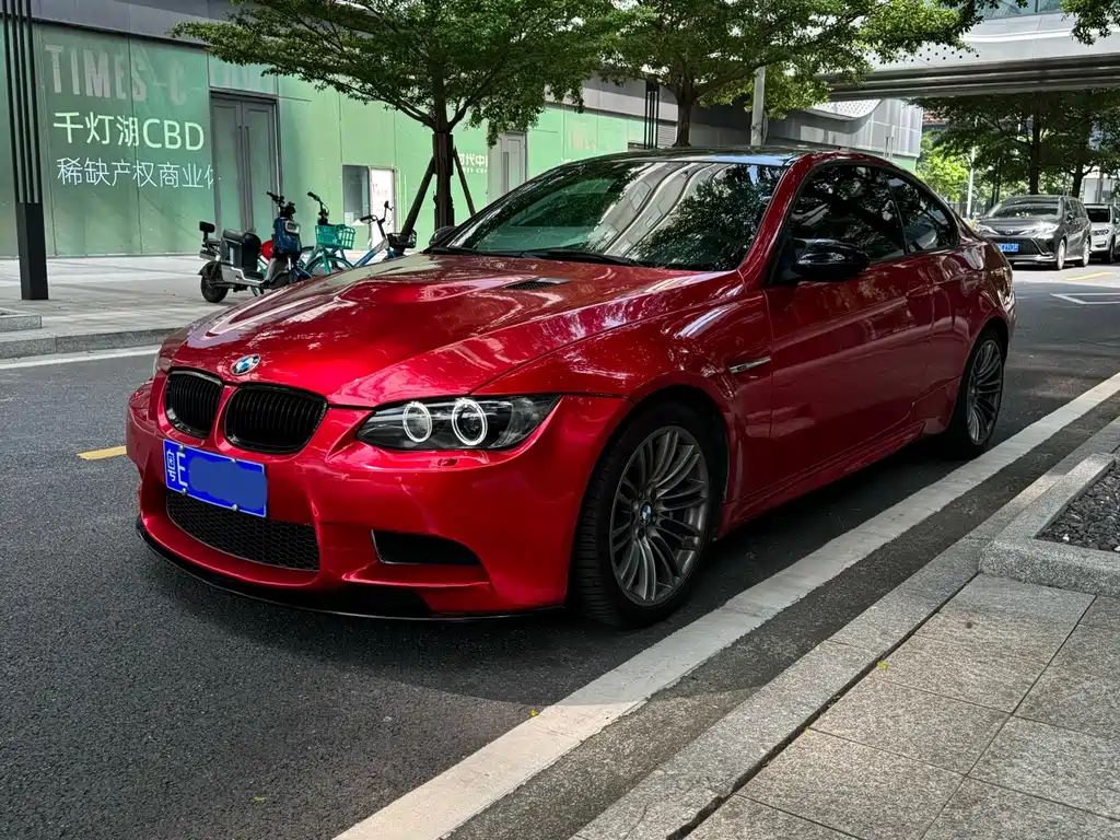 BMW M3 2011 — фото 4