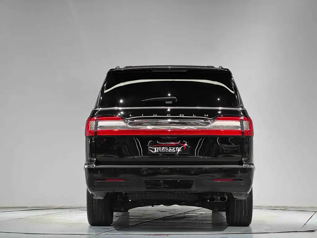 Lincoln Navigator 2021 — фото 21